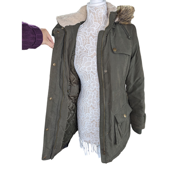 DKNY Women's Faux-Fur Hooded Parka Anorak Jacket Olive Green - Picture 10 of 11